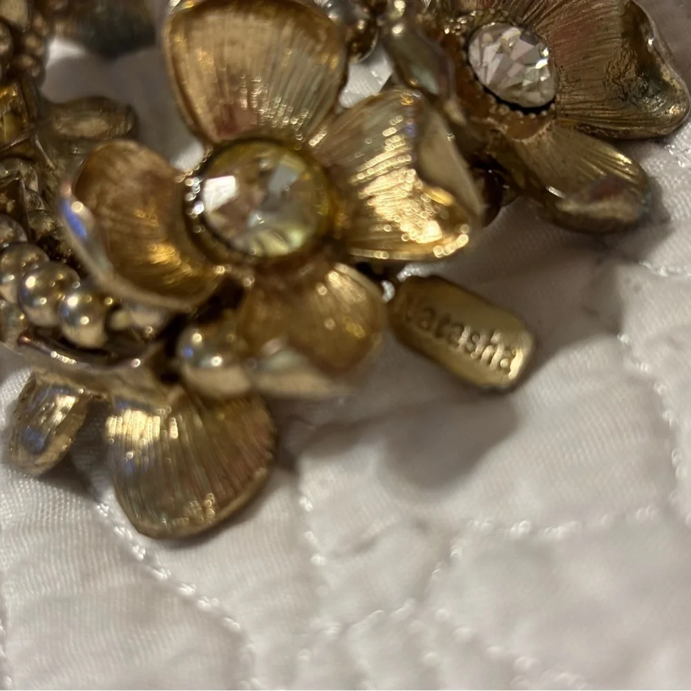 Vintage Natasha Gold Floral Stretch Bracelet with Crystal Centers